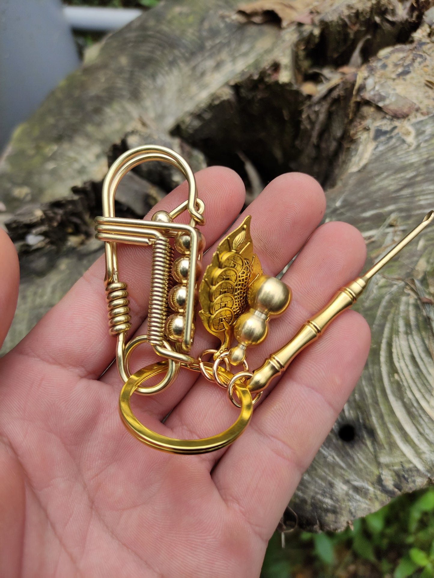 Handmade brass keychain - Buddhist bead