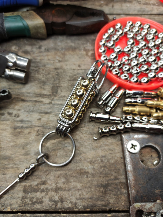Caribbean handmade keychain | creative keychain from wire