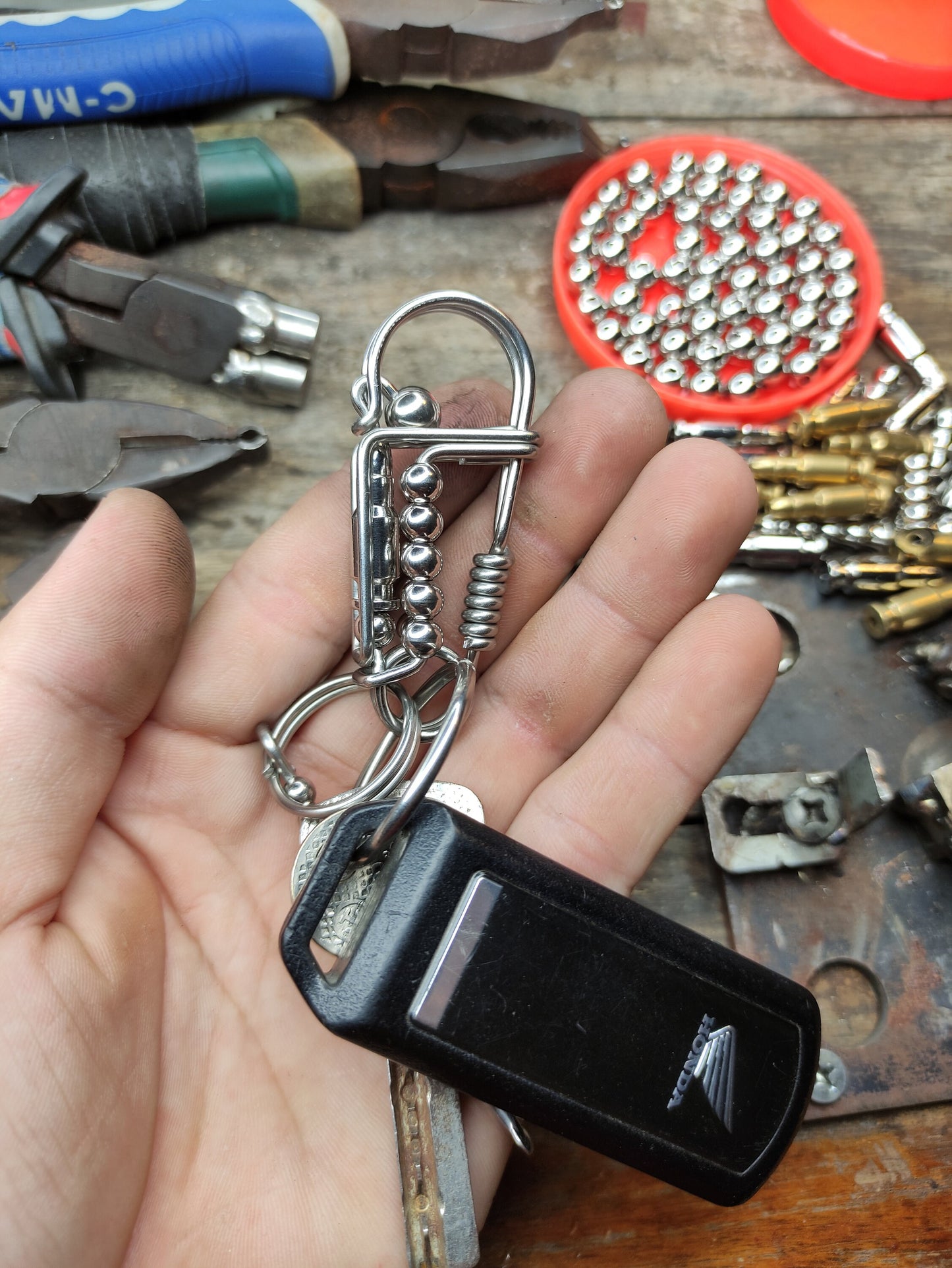Caribbean handmade keychain | creative keychain from wire | handmade gift keychains