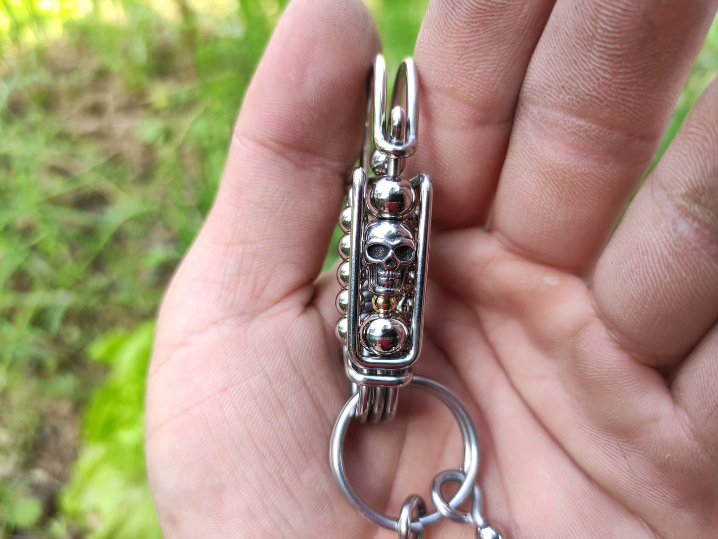 Wire Art Skull Keychain, Handmade Wire Wrapped Carabiner Keychain