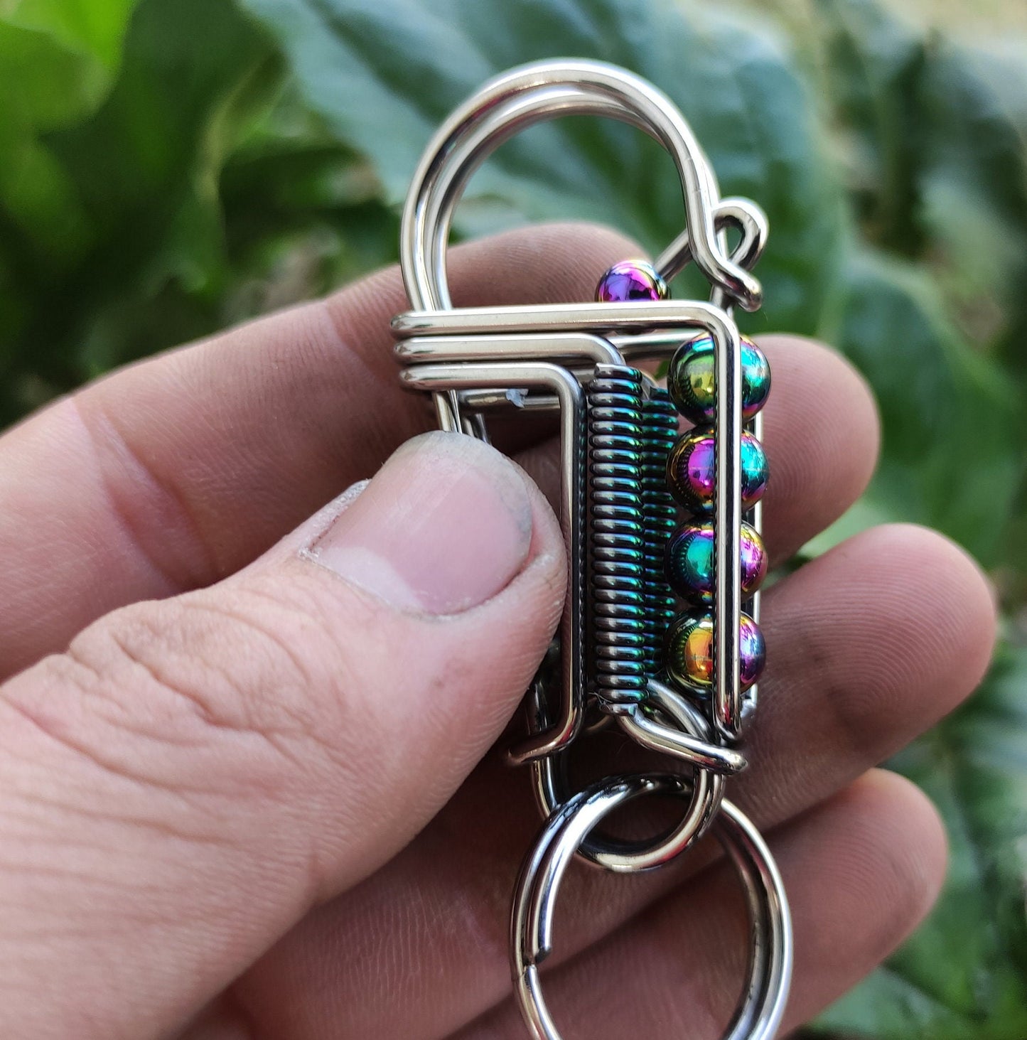 Distinctive Minimalism Handmade Wire-Wrapped Stainless Steel Carabiner Keychain - Elevate Your Style with Ctoom's Unique Keychain for Men