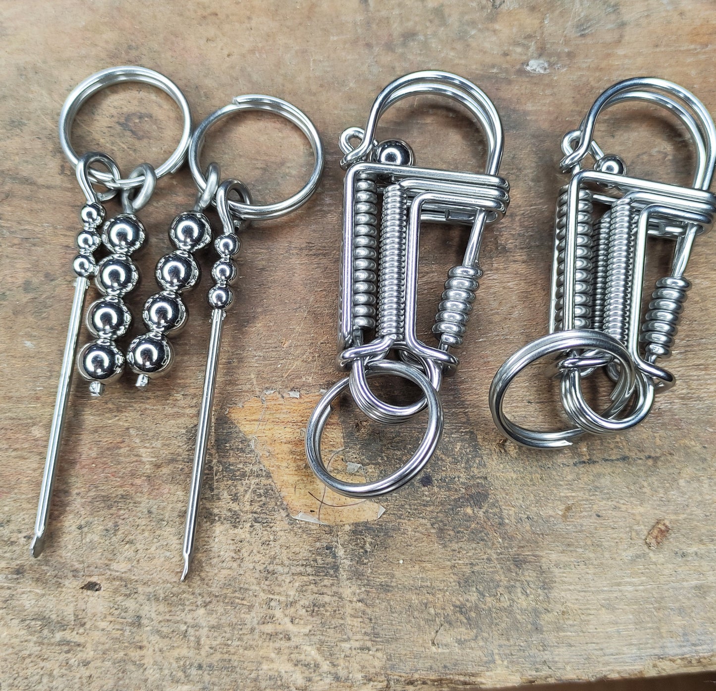 Minimalist Unique Wire Wrapped High Quality Stainless Steel Carabiner Keychain, Super durable keychain keychain